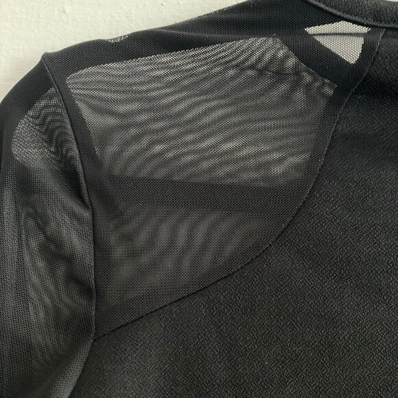 PrettyLittleThing Black Mesh Contrast Detail Long Sleeve Top - Picture 6 of 6